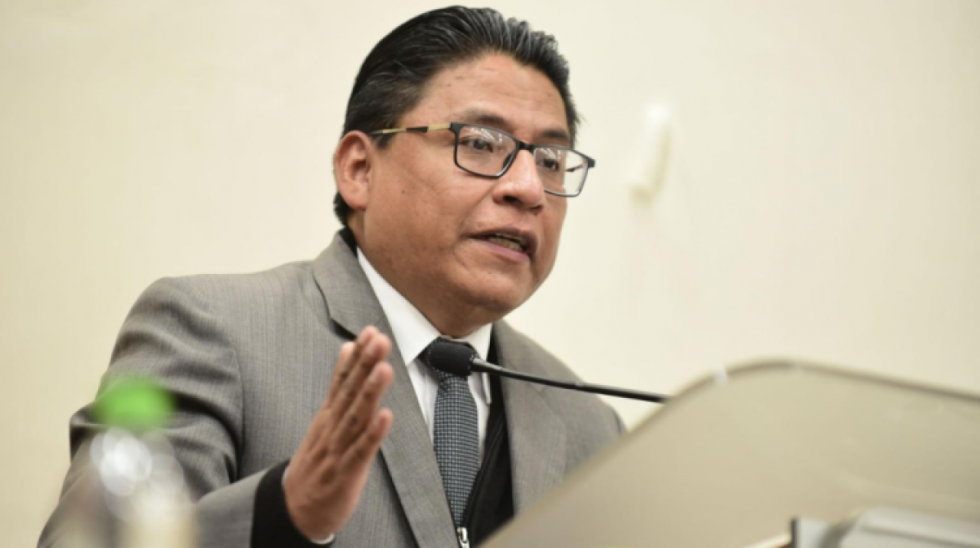 Ministro Lima califica de "desfasado" los plazos para un referéndum de reforma judicial