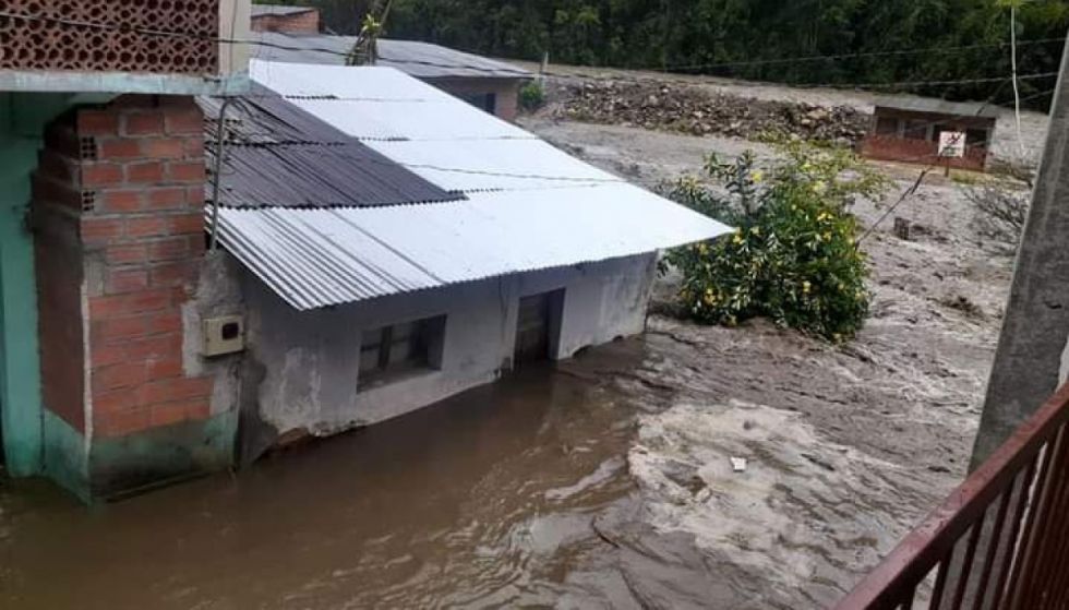 Defensa Civil registra 5.400 familias damnificadas y alrededor de 75 casas destruidas por las lluvias