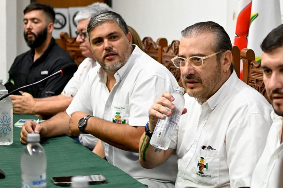 Cuenta atrás implosiva: del MAS a las “logias” de la cruceñidad