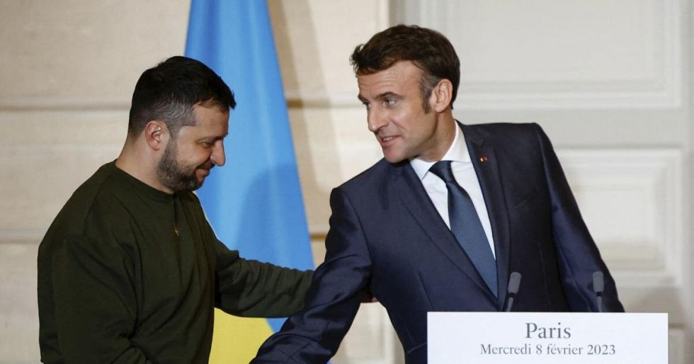 Macron promete más armas a Volodymyr Zelensky