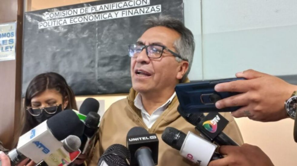 Torrico en contra que obispos declaren como testigos
