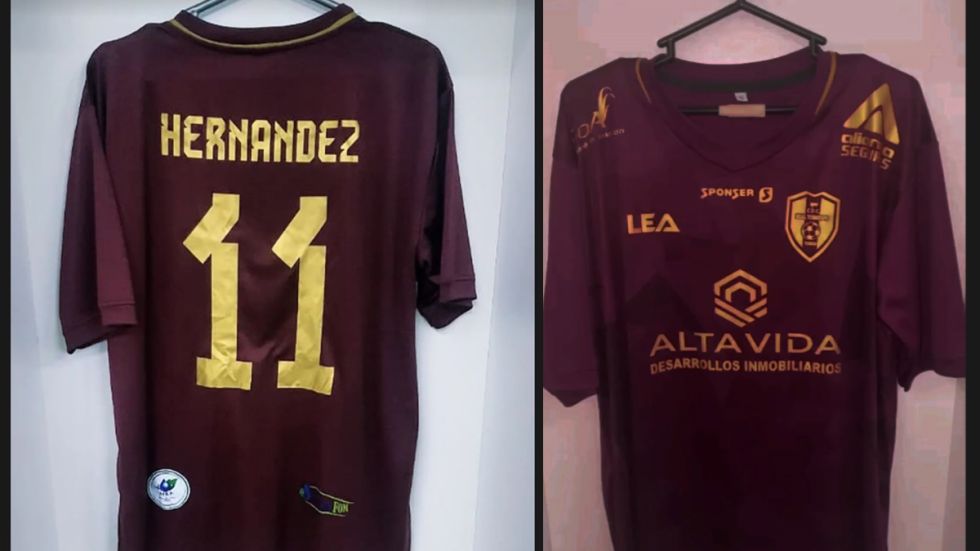 Real Tomayapo suma camiseta alterna color vino