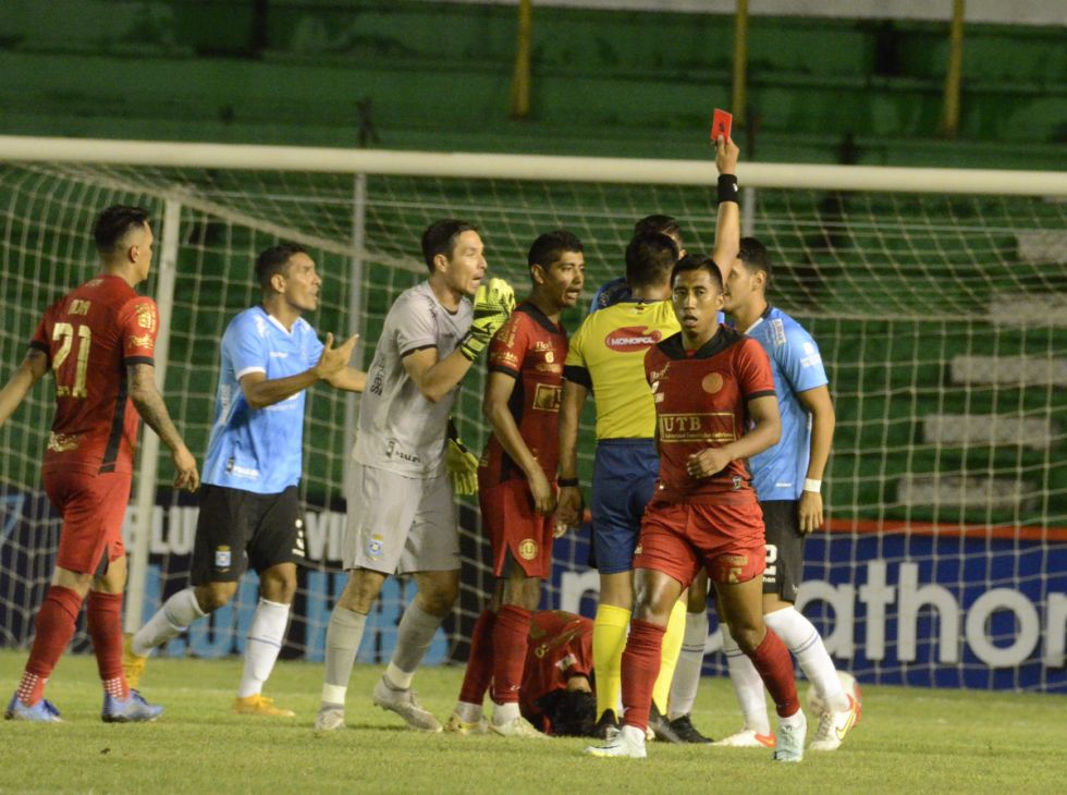 Blooming recibe una bofetada de parte de la “U” de Vinto