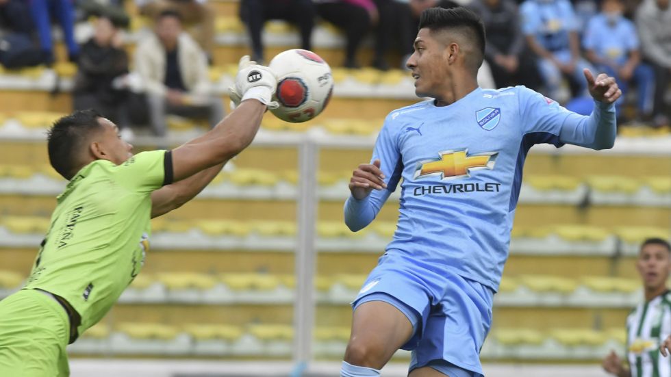 Ramiro presente con anotación en la goleada 4-0 de Bolívar sobre Oriente