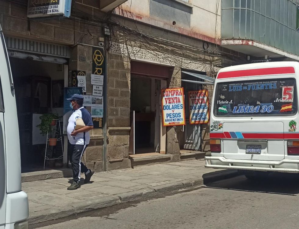 Tarija: Las casas de cambio niegan una “crisis de dólares”