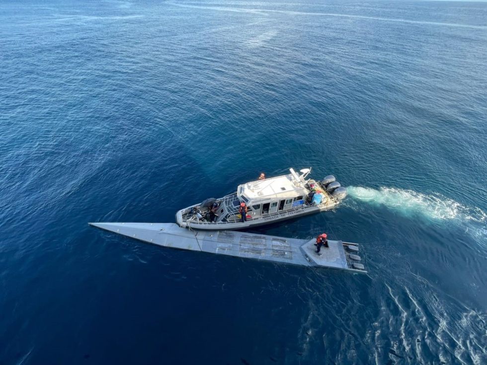 Colombia: aparece submarino fantasma con más de 2.500 kilos de cocaína y dos cadáveres