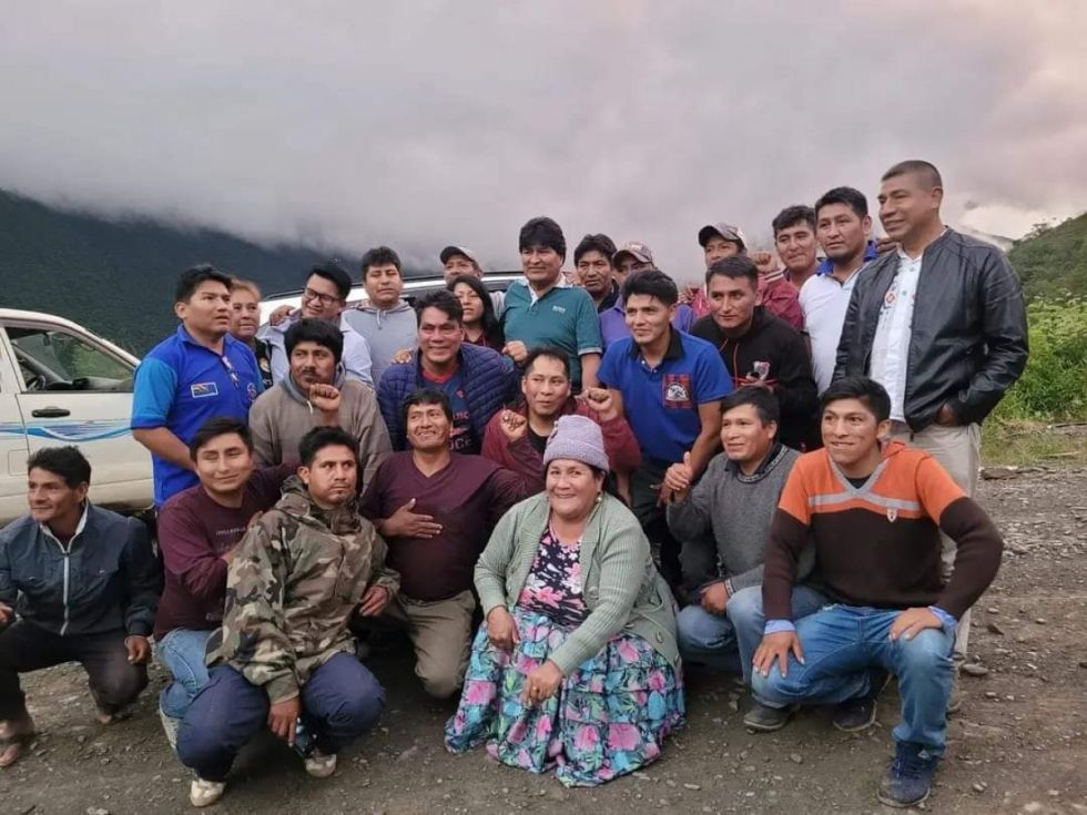Comitiva en la que llegó Evo a Sud Yungas usó dos autos oficiales y una vagoneta robada