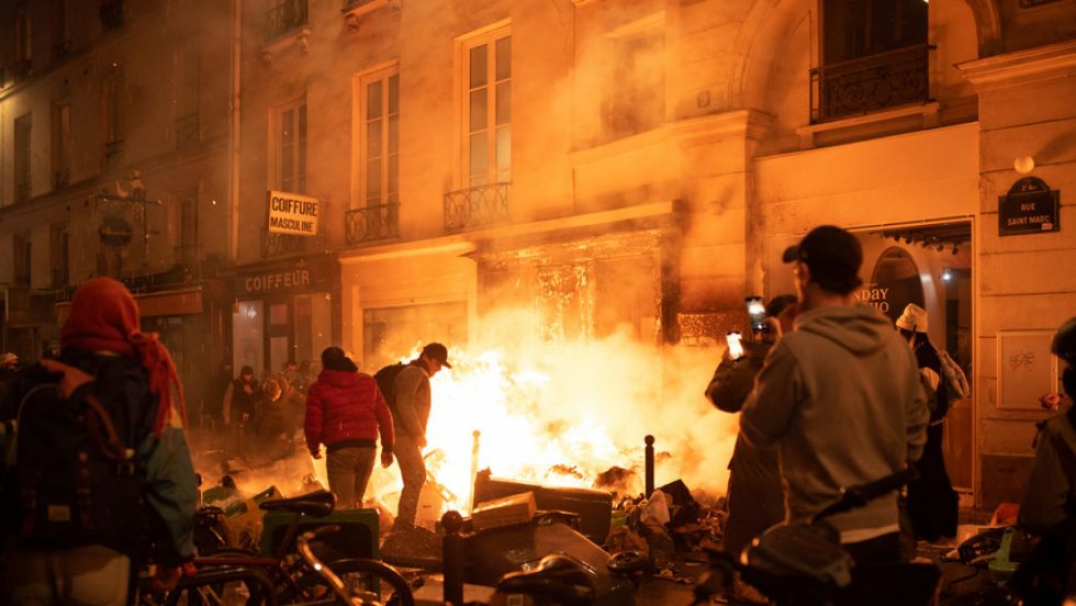 Francia arde en una nueva jornada de protestas