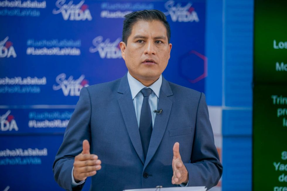 Descubren redes de corrupción en la CNS