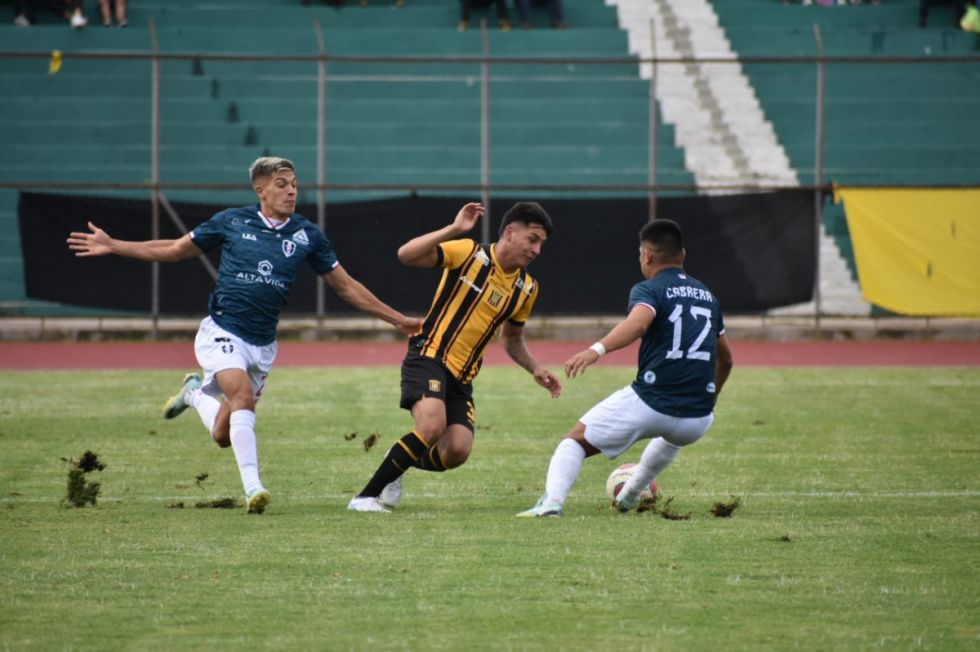 Tomayapo y el Tigre igualaron en el amistoso de este domingo
