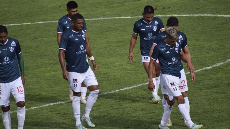Los fichajes sobre el cierre de mercado de Real Tomayapo