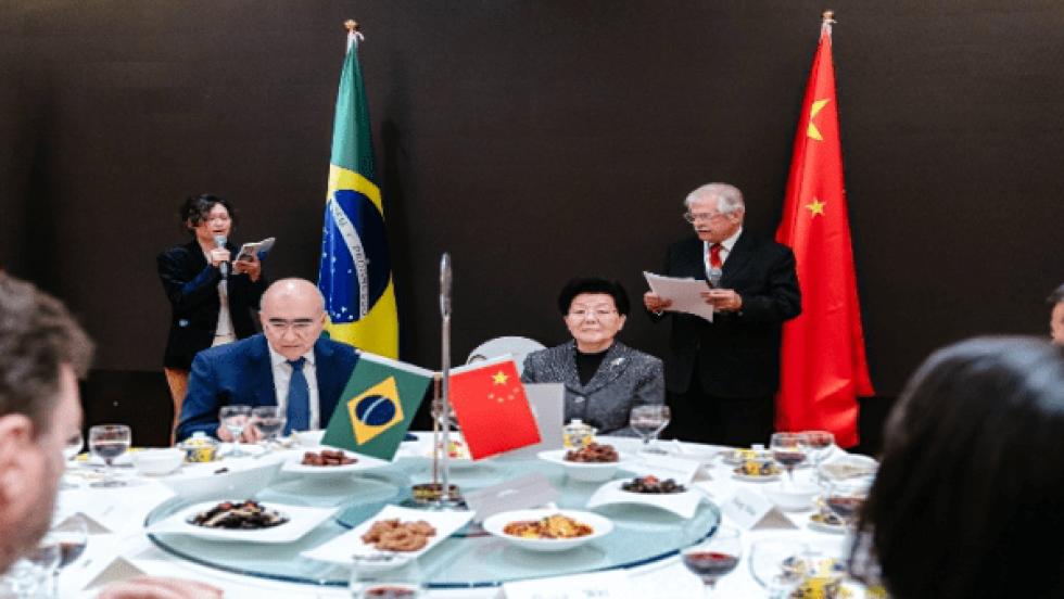 Brasil y China acuerdan acciones comerciales en monedas locales Brasil y China acuerdan acciones comerciales en monedas locales