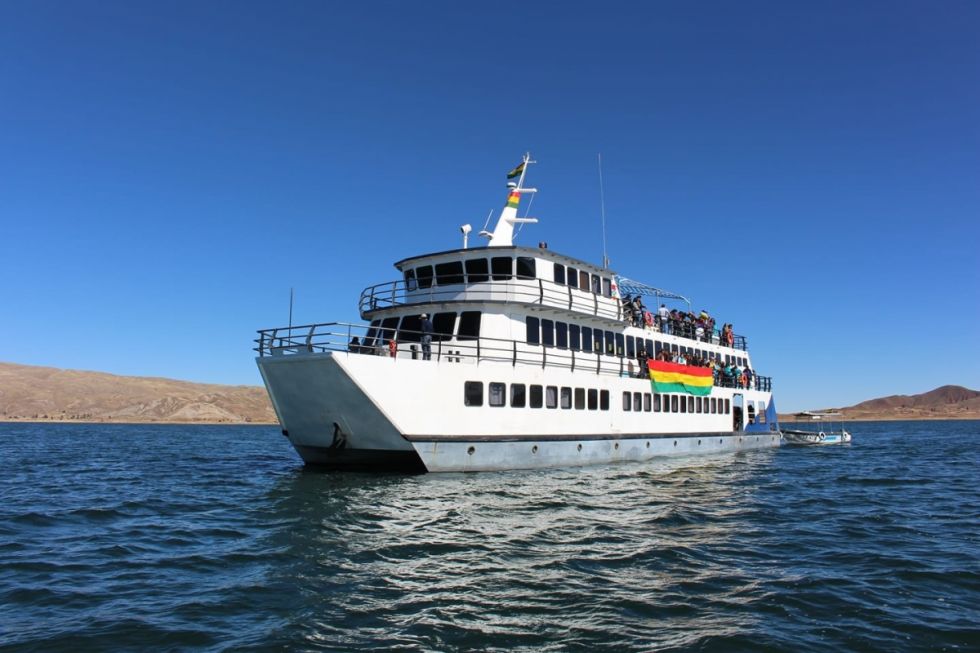 Buque Multipropósito de la Armada Boliviana participa en la Expo 3.6 Feria Internacional