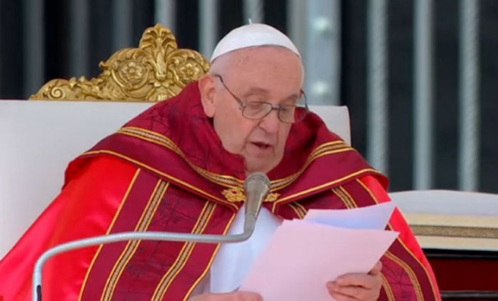 El Papa preside el Domingo de Ramos y denuncia el abandono de ‘muchos cristianos’