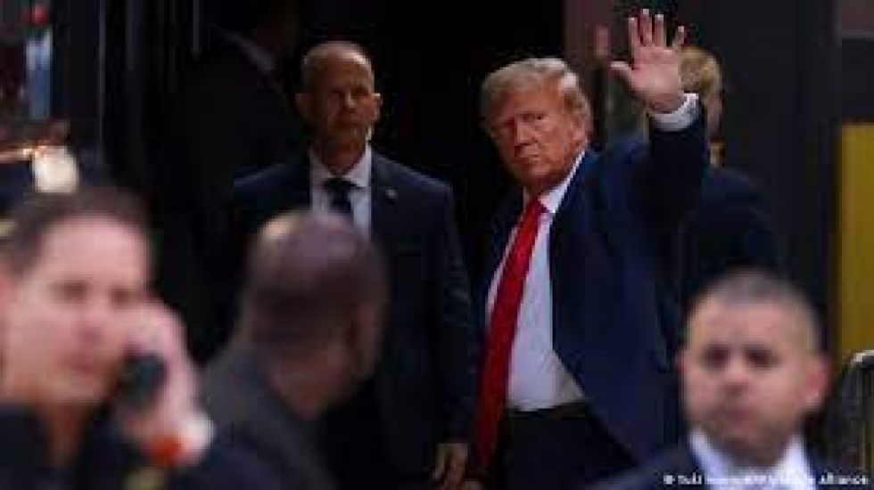 Reportan que Trump enfrentará 34 cargos