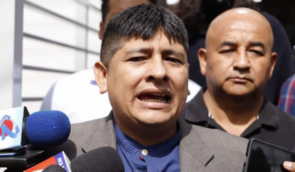 Diputado Cuéllar anuncia proceso penal contra Loza y dirigentes por el cerco a Choquehuanca