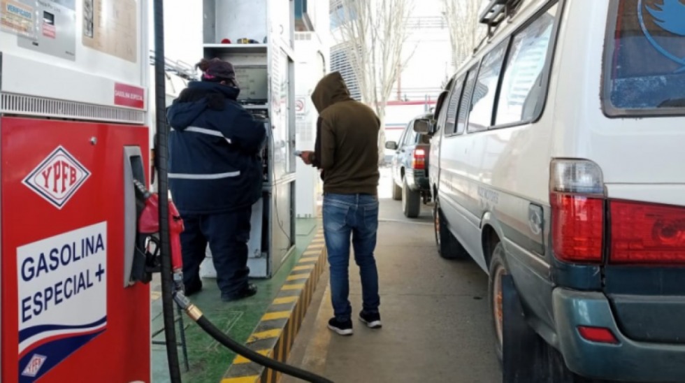 Evo pide analizar la eliminación de la subvención a los carburantes porque es un "cáncer"