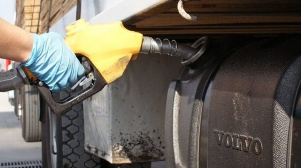 Plantean subvención de combustibles para algunos sectores
