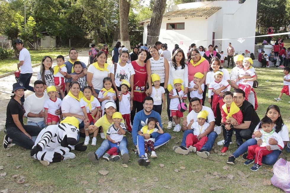 Primero A con la profesora María del Carmen