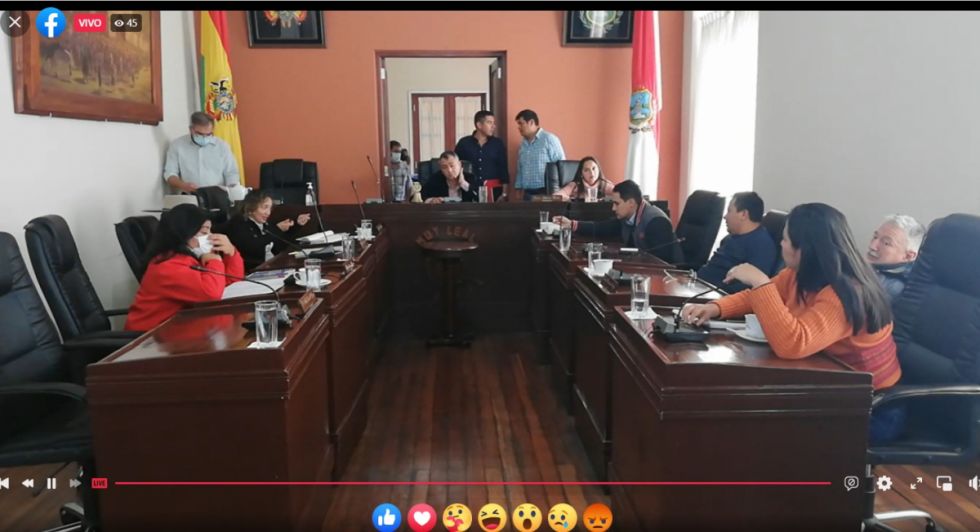 Mentasti renueva la presidencia del Concejo tras tensa sesión