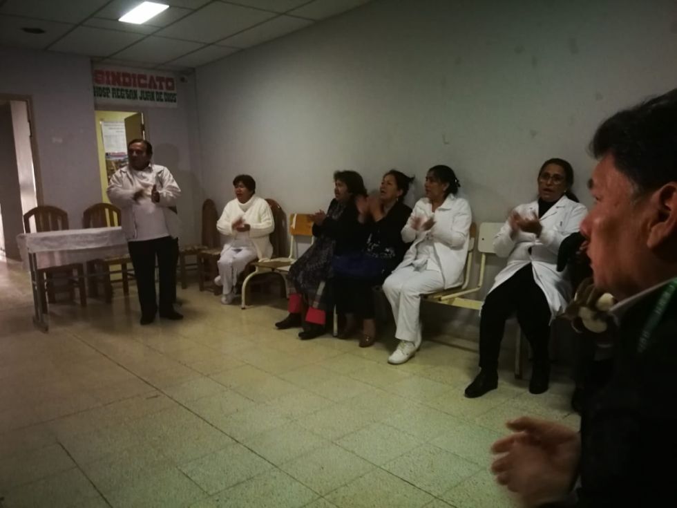Los trabajadores del Hospital Regional esperan llamado al diálogo 