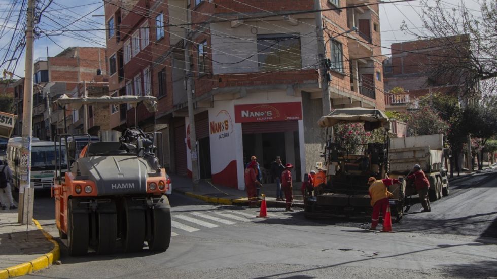 Tarija: La Alcaldía asfaltó 230 cuadras en dos años de gestión