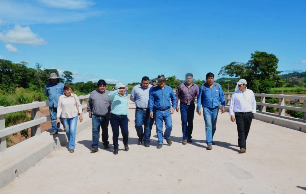 La Gobernación retoma el asfaltado de la vía Bermejo-San Antonio 