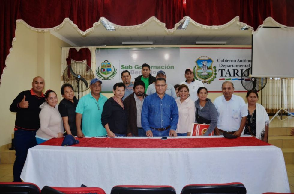 Gobernador cumplió intensa agenda en Bermejo en beneficio de adultos mayores y los productores 