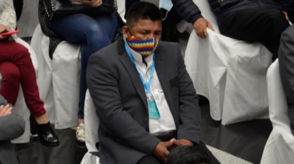 Testigo dice que el ministro Santos intentó sobornarlo para que ya no denuncie las coimas