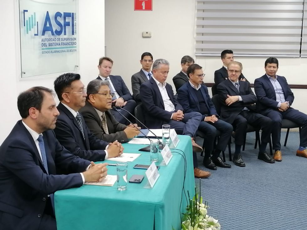 Nueve bancos se adjudican la cartera del Fassil 