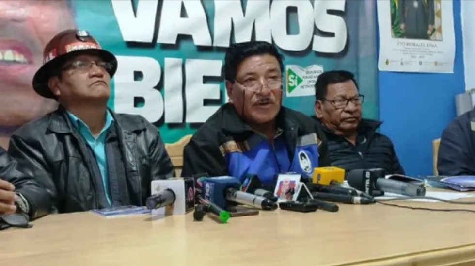 MAS levanta las manos, no pedirá cambio de ministros al presidente Luis Arce