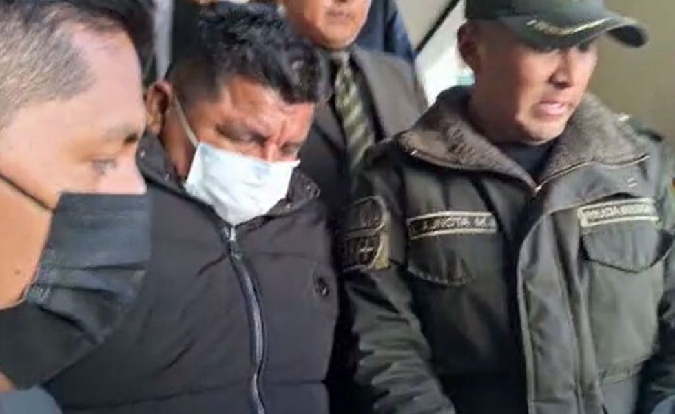 Alistan imputación de Santos tras su aprehensión