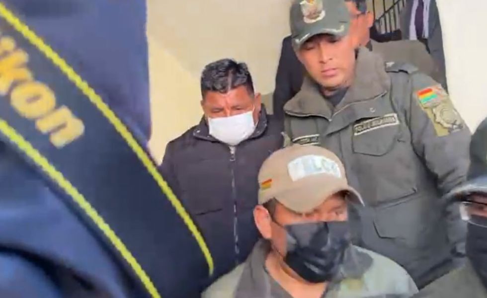 Dictan anotación preventiva de 27 bienes por el caso de corrupción en el Ministerio de Medio Ambiente