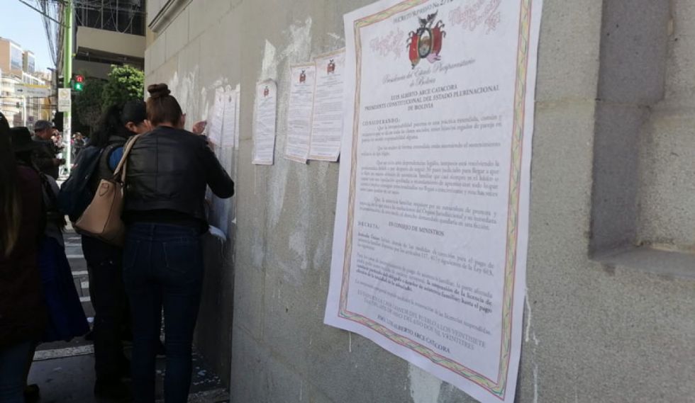 Mujeres Creando propone al Presidente un decreto contra padres irresponsables para el 27 de mayo
