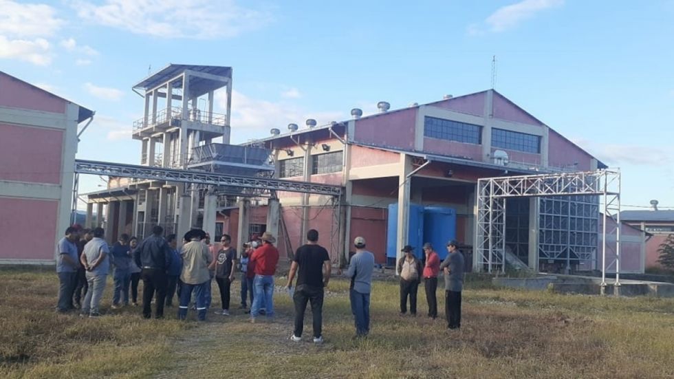 Exigen al Gobierno que opere la Planta de Cítricos de Bermejo 