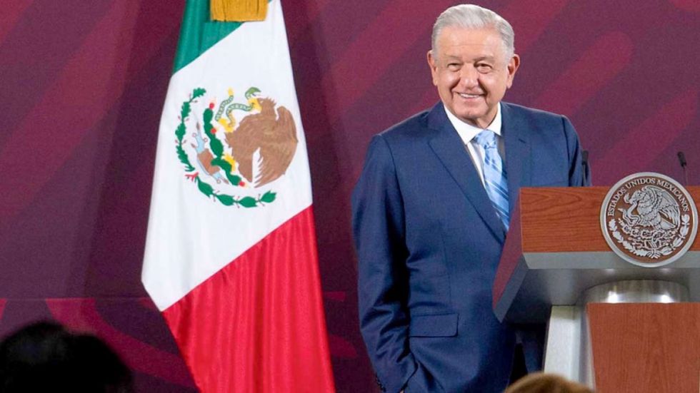 López Obrador descarta mantener relaciones con Perú "mientras no haya normalidad democrática"