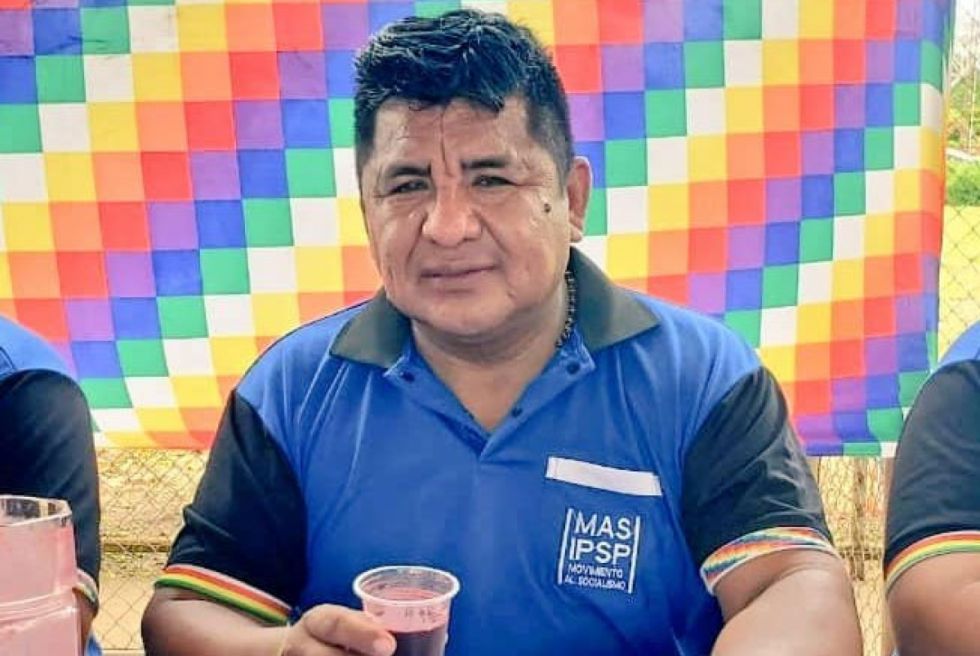 Fiscalía no encuentra a la testigo clave del caso coimas del exministro Santos y pide declararla rebelde