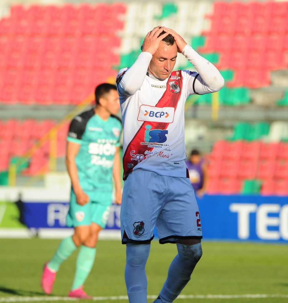 Nacional Potosí deja ir el  triunfo ante Royal Pari