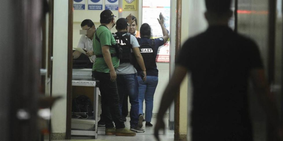 Denuncian que borraron videos de seguridad que mostraban la carga de droga en Viru Viru