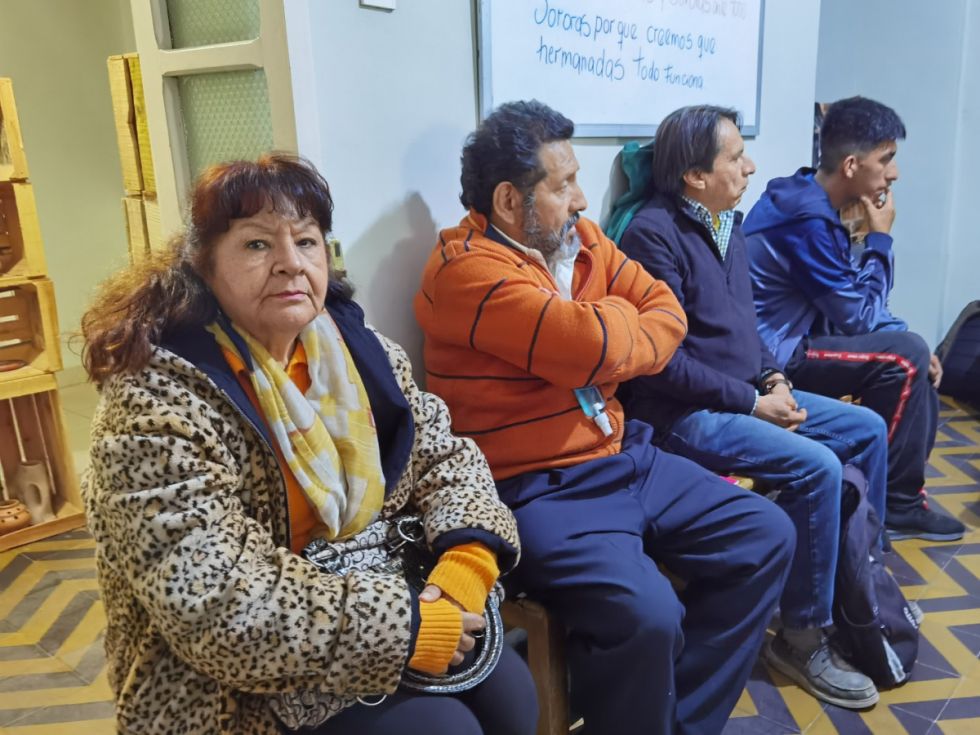 Mujer presente