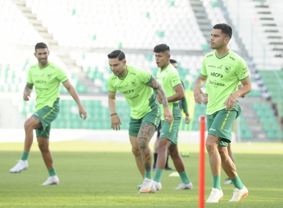 Costas apoya el juego de la Selección en Bolívar y The Strongest Costas apoya el juego de la Selección en Bolívar y The Strongest
