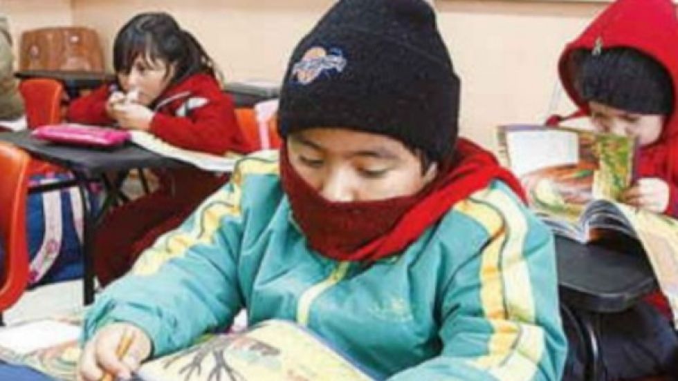 Educación dispone adicionar 15 minutos más al horario de invierno para colegios y escuelas de La Paz