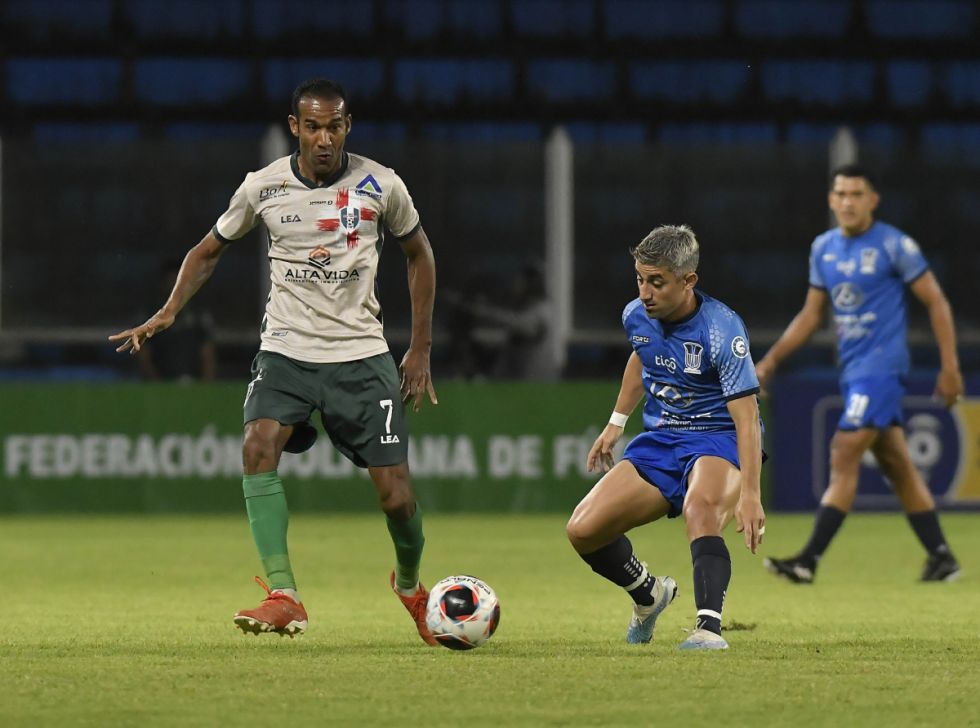 Real Tomayapo logra un empate  ante Palmaflor en Villa Tunari 