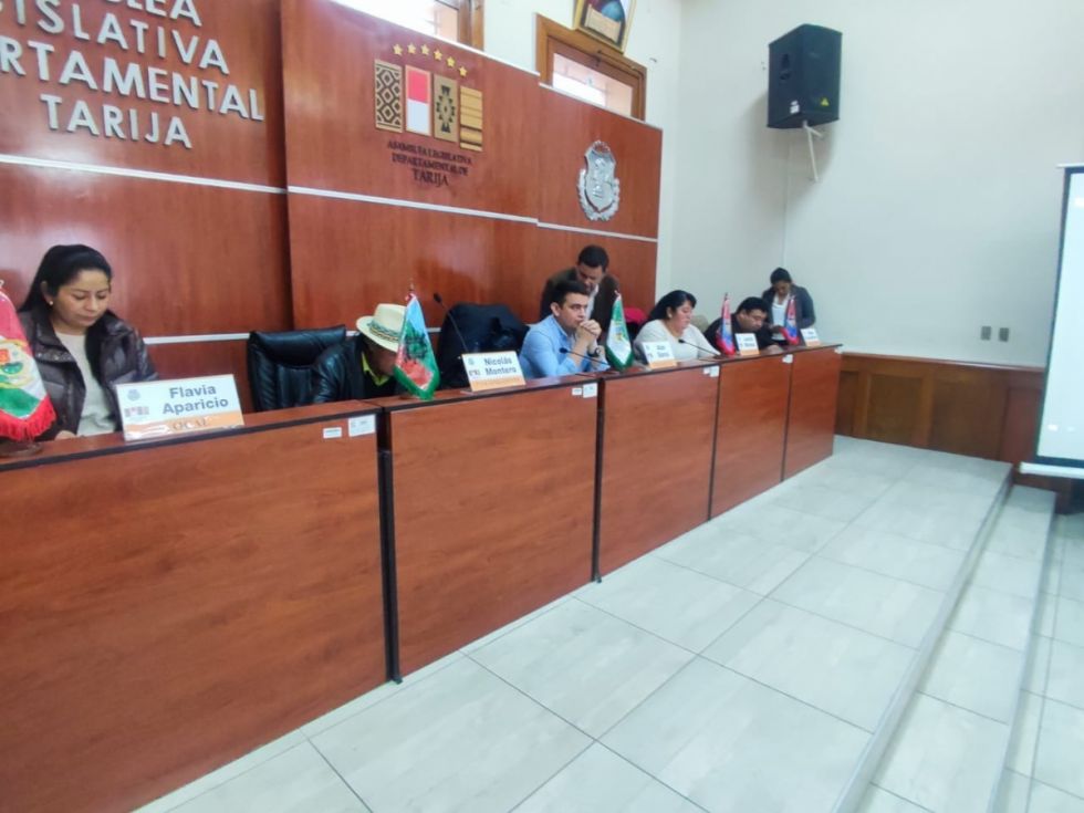 Tensión en la ALDT, advierten mala administración de ítems 