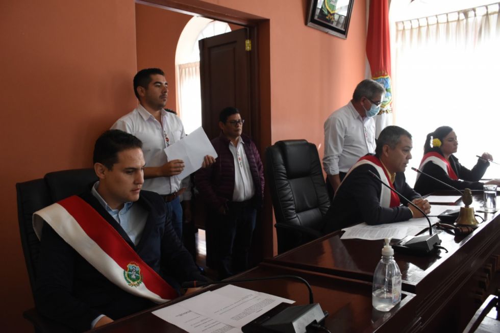 Ley que “terciariza” el manejo de Catastro divide al Concejo