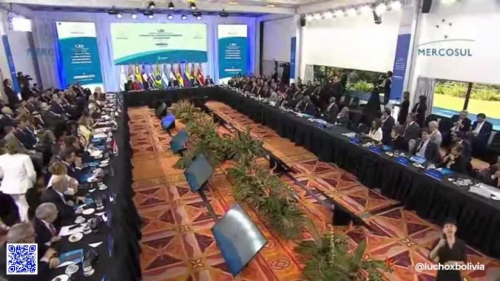 Arce propone, en Mercosur, reducir dependencia del dólar y diversificar las relaciones comerciales