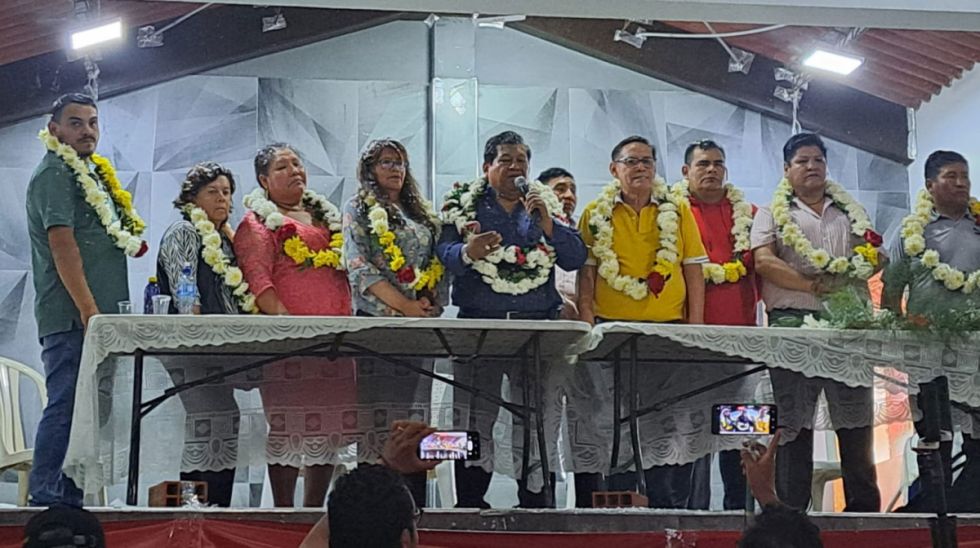 Cahuana es elegido ejecutivo nacional de gremiales