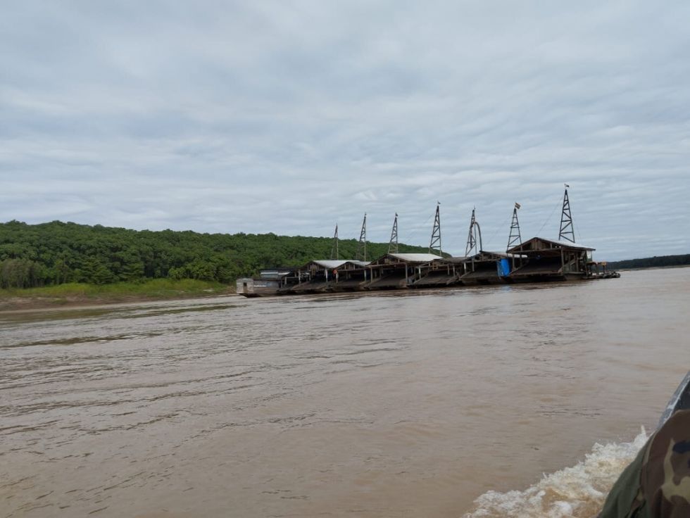 La Paz: Fiscalía imputará a 57 personas por explotación ilegal de minerales en el Río Madre Dios