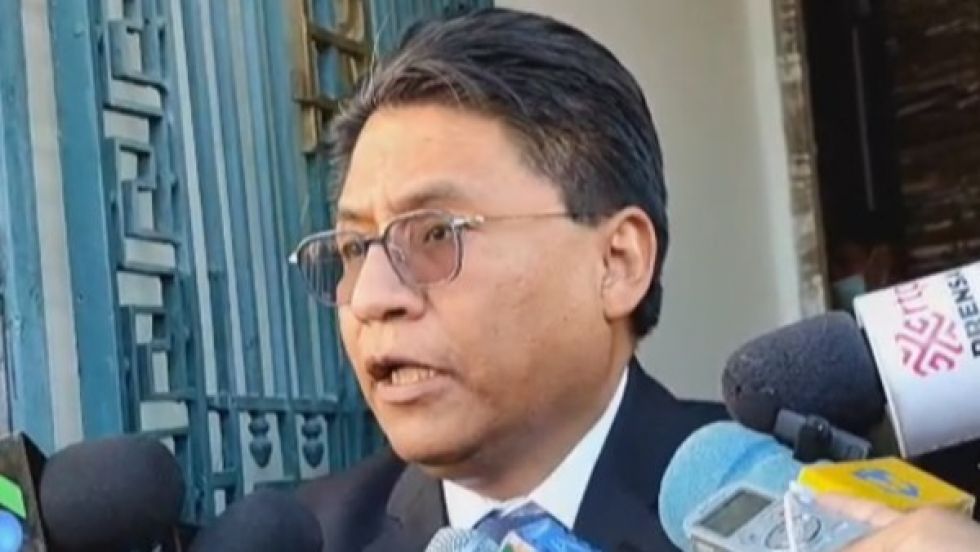 Justicia dispone la acumulación del caso Banco Fassil en La Paz, a pedido del ministro Lima