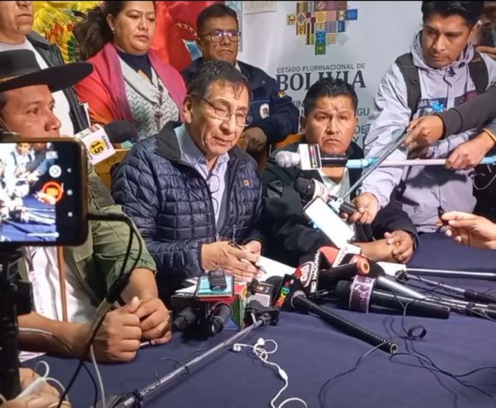 Gobierno prevé impulsar riego tecnificado para producir papa, cebolla y tomate en Tarija